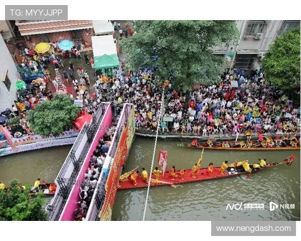 板蓝根助力龙舟赛!2025 叠滘龙船漂移燃爆全网(2) 板蓝根助力龙舟赛!2025 叠滘龙船漂移燃爆全网(2)